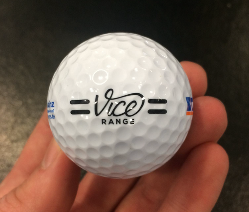 Op zoek naar premium golfballen of drivingrange ballen?