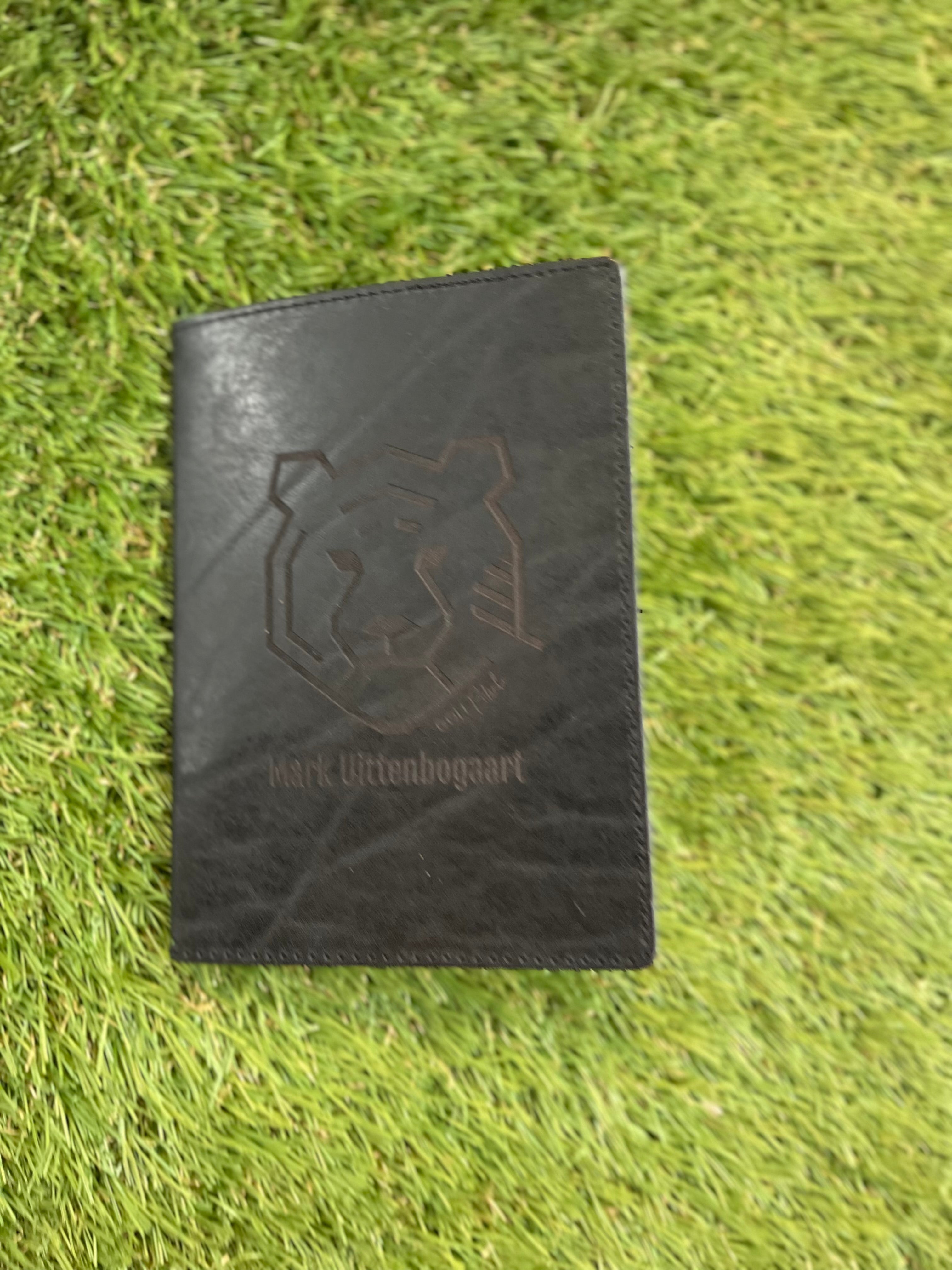 Handmade leather scorecard holder - club model. 