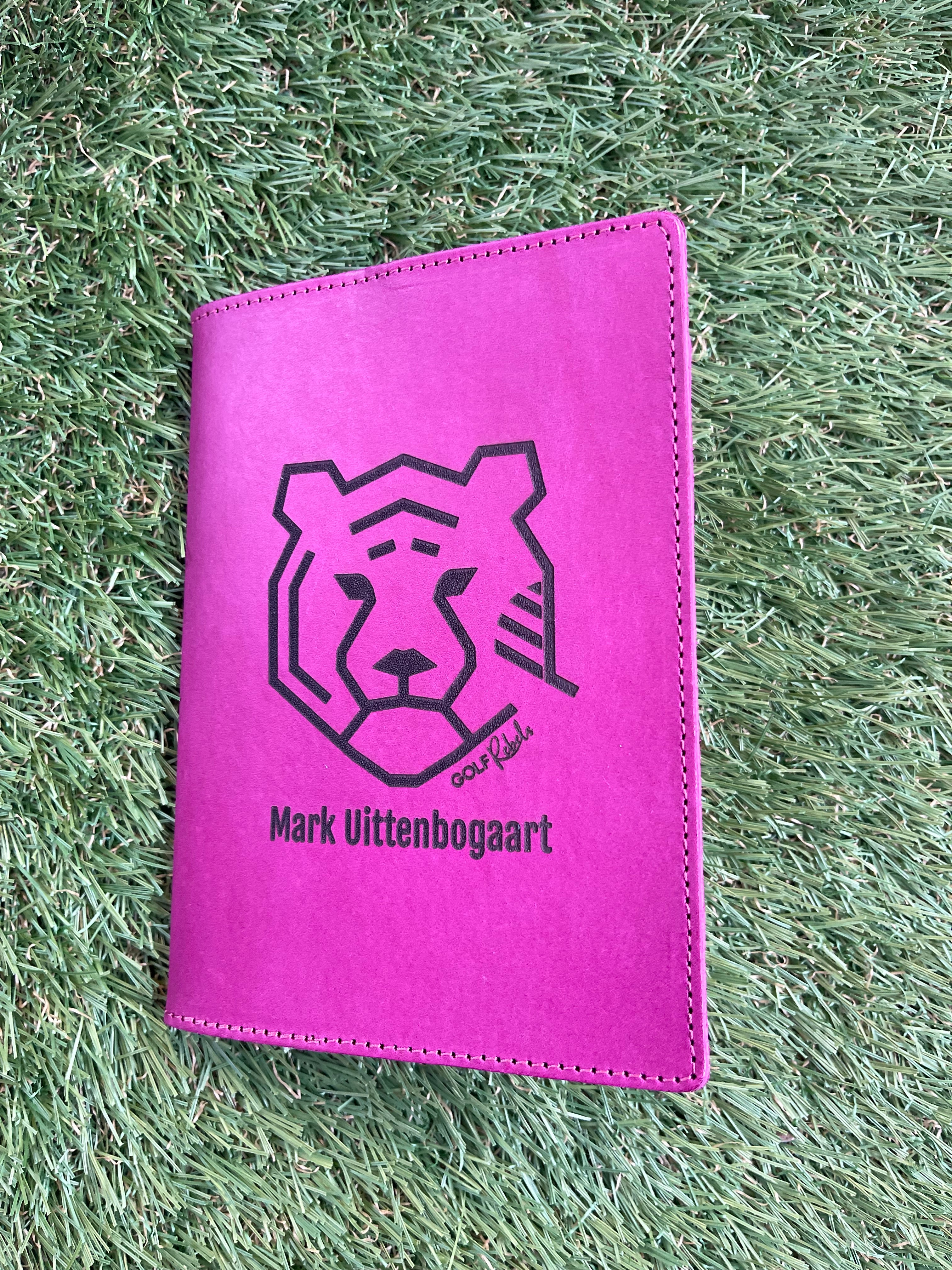 Handmade leather scorecard holder - club model. 