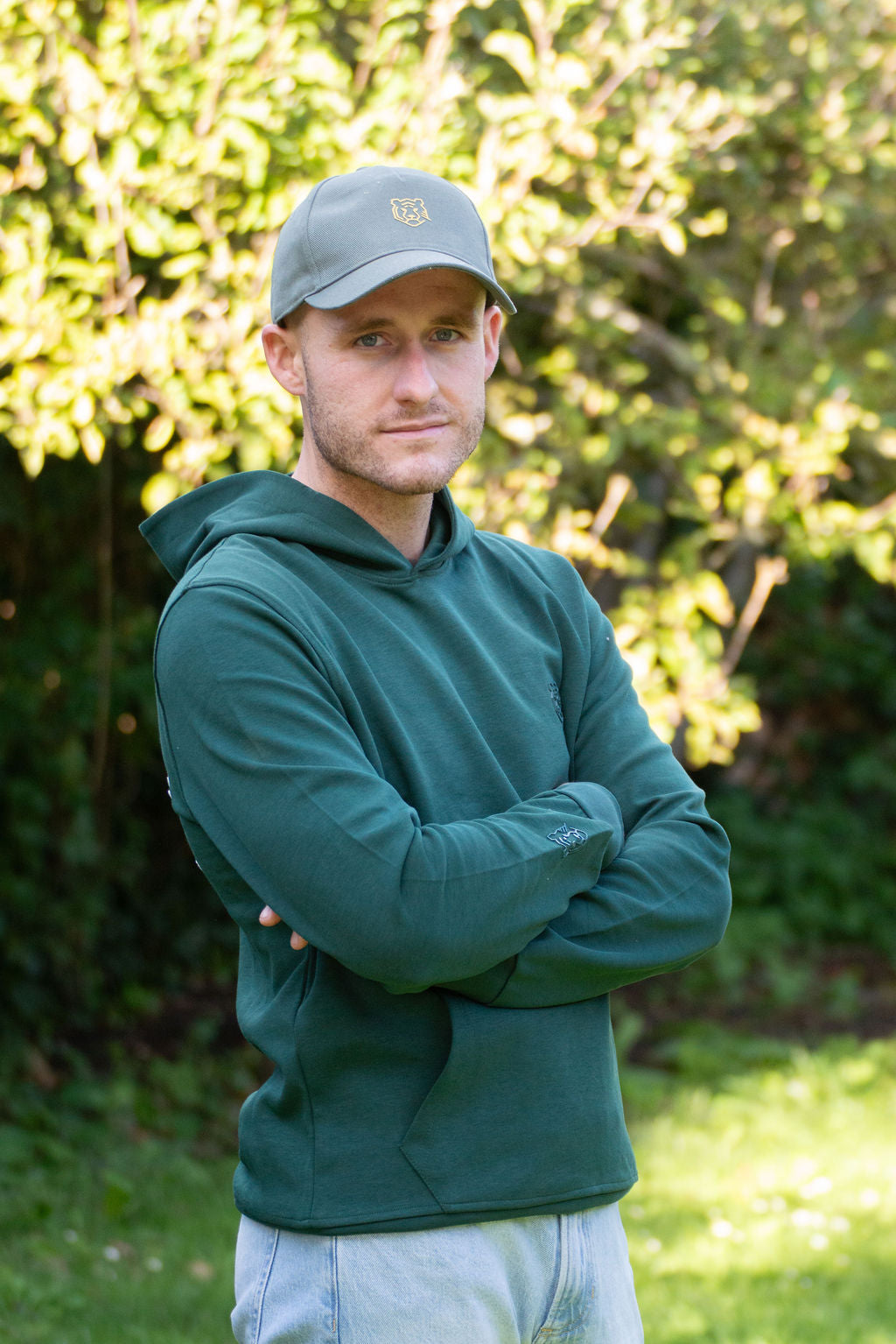 GolfRebels Talk Birdie to Me golf hoodie heren Masters Green – oversized vintage pasvorm met GolfRebels logo, gedragen buiten