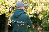 GolfRebels Talk Birdie to Me golf hoodie heren Masters Green – oversized vintage pasvorm met GolfRebels logo, gedragen buiten